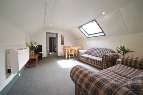 Ballarat Station Apartments - Airlie Beach Holiday 10