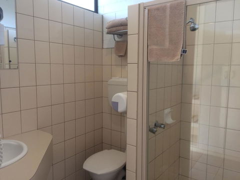 Ambassador Motor Inn - Airlie Beach Holiday 9