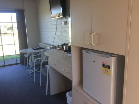 Ambassador Motor Inn - Airlie Beach Holiday 8