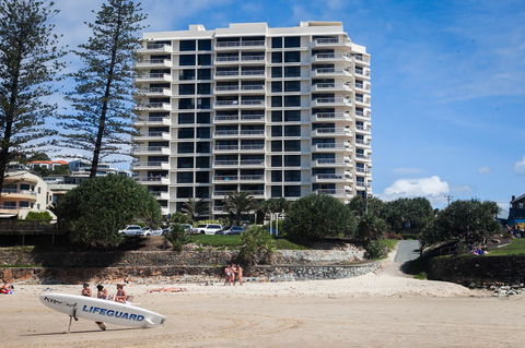 Coolum Caprice - Airlie Beach Holiday 0