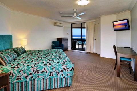 Coolum Caprice - Airlie Beach Holiday 21