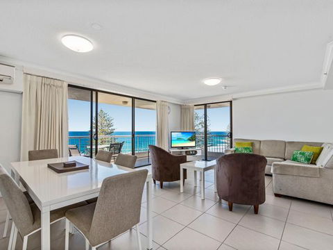 Coolum Caprice - Airlie Beach Holiday 4