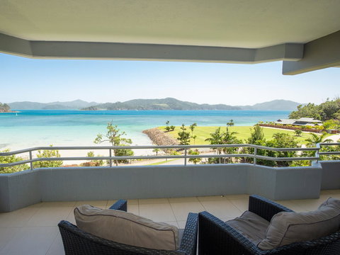 Beach Lodges - Airlie Beach Holiday 7
