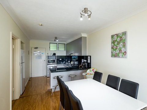Beach Lodges - Airlie Beach Holiday 28