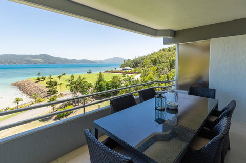 Beach Lodges - Airlie Beach Holiday 4