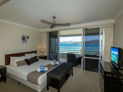 Beach Lodges - Airlie Beach Holiday 10
