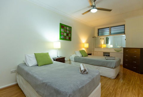 Beach Lodges - Airlie Beach Holiday 27