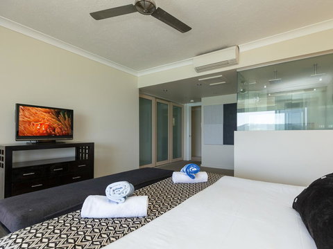 Beach Lodges - Airlie Beach Holiday 9