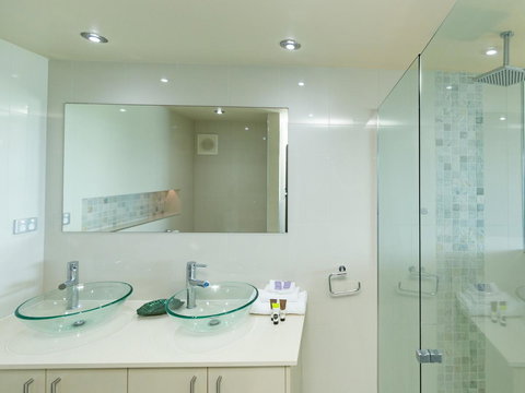 Beach Lodges - Airlie Beach Holiday 8
