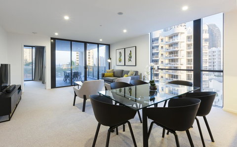 Qube Broadbeach - Airlie Beach Holiday 42