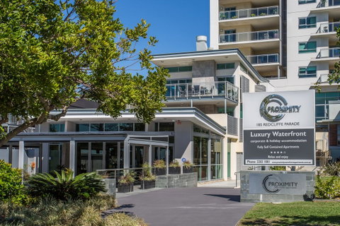 Proximity Waterfront Apartments - Airlie Beach Holiday 30