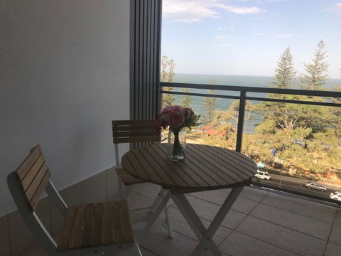 Proximity Waterfront Apartments - Airlie Beach Holiday 14