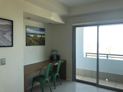 Proximity Waterfront Apartments - Airlie Beach Holiday 18