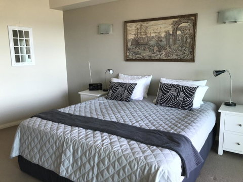 Proximity Waterfront Apartments - Airlie Beach Holiday 19