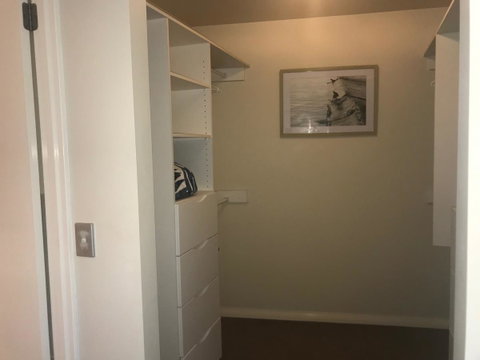 Proximity Waterfront Apartments - Airlie Beach Holiday 3
