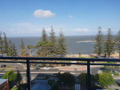 Proximity Waterfront Apartments - Airlie Beach Holiday 2