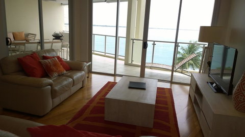 Coral Cove Apartments - Airlie Beach Holiday 28