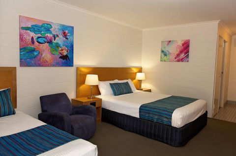 White Lace Motor Inn - Airlie Beach Holiday 11