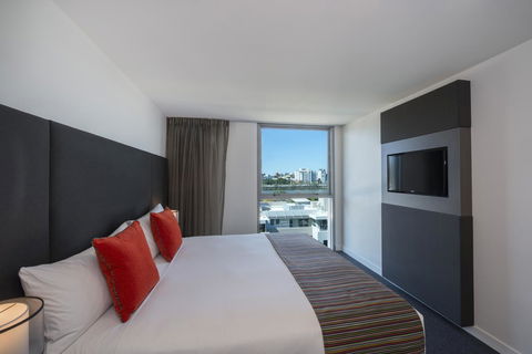 Mantra South Bank Brisbane - Airlie Beach Holiday 32