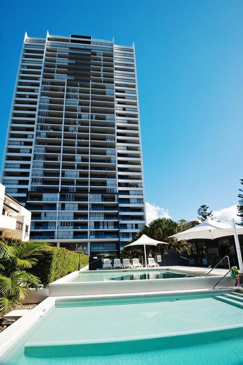 Ultra Broadbeach - Airlie Beach Holiday 0