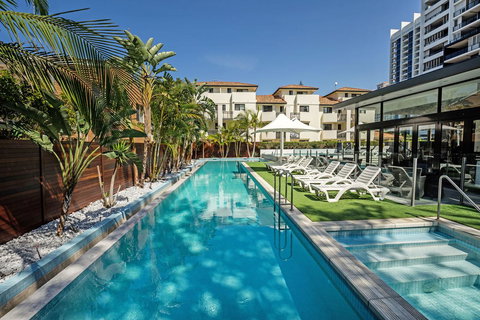 Ultra Broadbeach - Airlie Beach Holiday 5