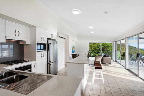 Oasis Apartments On Hamilton Island By HIHA - Airlie Beach Holiday 38