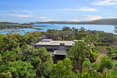 Oasis Apartments On Hamilton Island By HIHA - Airlie Beach Holiday 29
