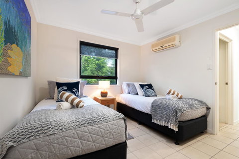 Oasis Apartments On Hamilton Island By HIHA - Airlie Beach Holiday 24