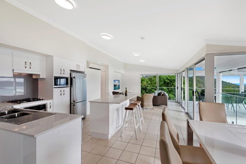 Oasis Apartments On Hamilton Island By HIHA - Airlie Beach Holiday 40