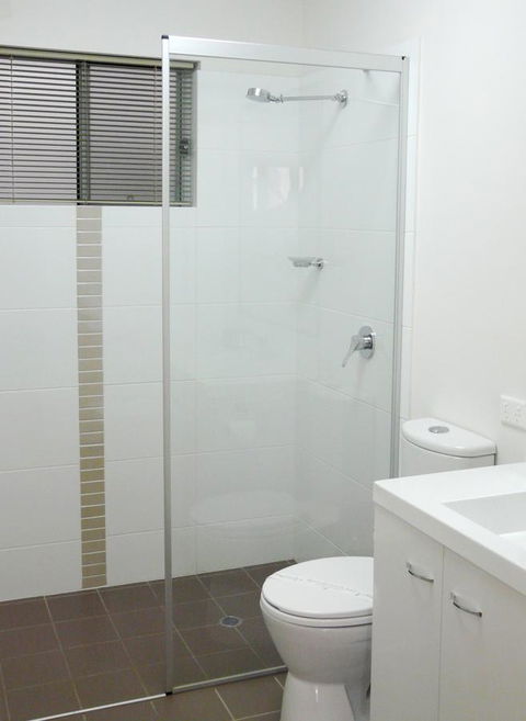 Monterey Apartments Moranbah - Airlie Beach Holiday 7