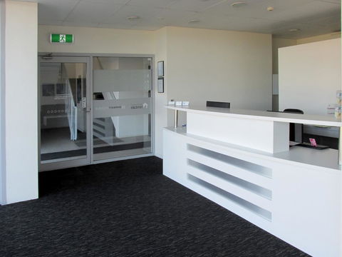 Monterey Apartments Moranbah - Airlie Beach Holiday 8