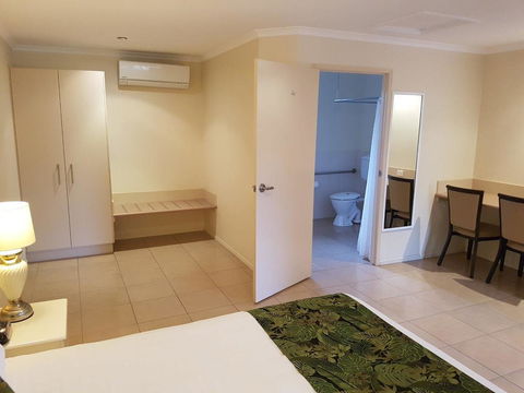 The Palms Motel - Airlie Beach Holiday 5