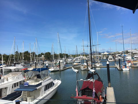 Bluewater Bed & Breakfast Cairns - Airlie Beach Holiday 15