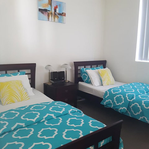 Sutton's Beach Unit - Airlie Beach Holiday 15