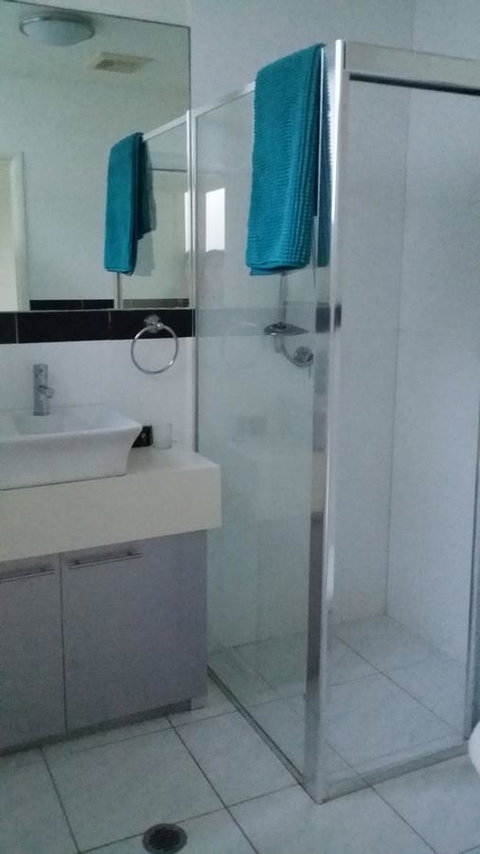 Sutton's Beach Unit - Airlie Beach Holiday 10