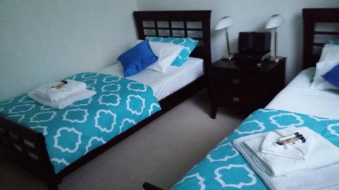 Sutton's Beach Unit - Airlie Beach Holiday 16