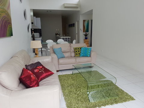 Sutton's Beach Unit - Airlie Beach Holiday 0