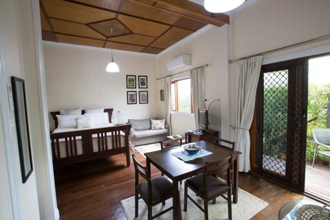 Pale Pacific Holiday Units - Airlie Beach Holiday 21