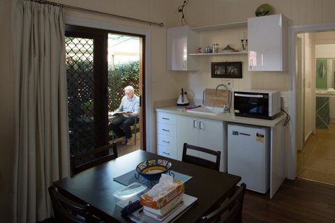 Pale Pacific Holiday Units - Airlie Beach Holiday 26
