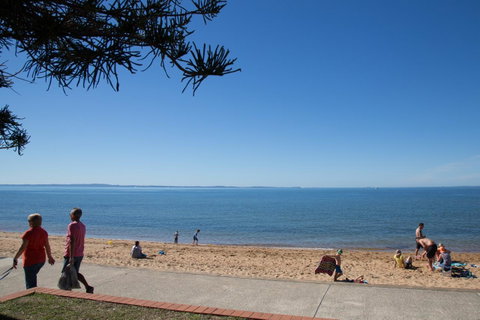 Pale Pacific Holiday Units - Airlie Beach Holiday 5