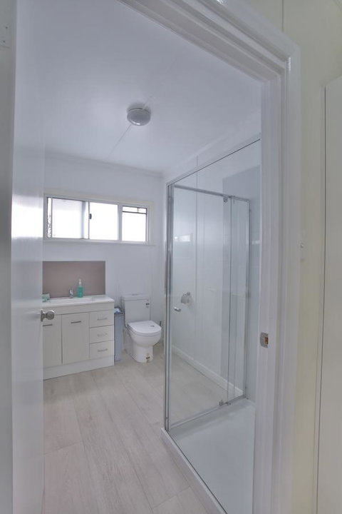 Pale Pacific Holiday Units - Airlie Beach Holiday 31