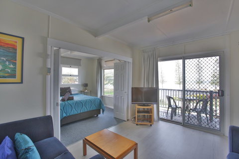 Pale Pacific Holiday Units - Airlie Beach Holiday 13