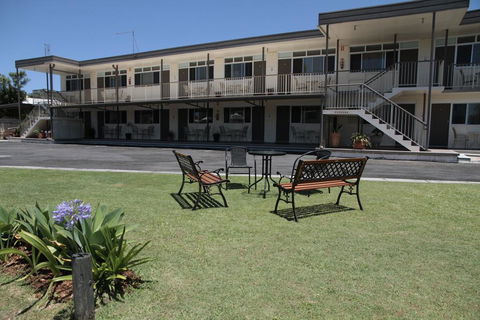 Waterview Motel Maclean - Airlie Beach Holiday 0