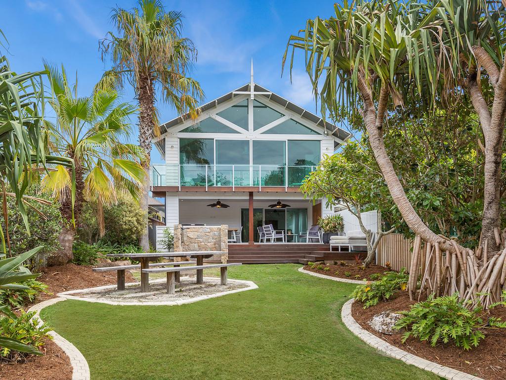 Casuarina NSW Airlie Beach Holiday