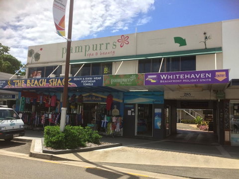 Whitehaven Beachfront Holiday Units - Airlie Beach Holiday 2