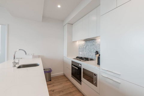 Whitehorse Tower 2 Bedroom 2 Bath - Airlie Beach Holiday 2