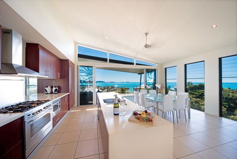 Whitsunday Views - Airlie Beach - Airlie Beach Holiday 0
