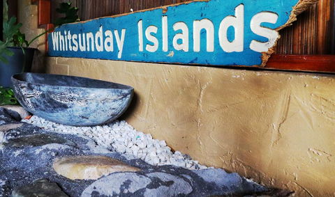 Whitsundays BNB Retreat - Airlie Beach Holiday 1