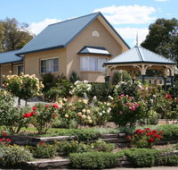 Willows Motel - Airlie Beach Holiday