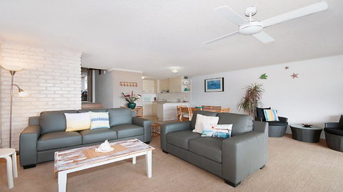 Wintersview 2 - Lennox Head - Airlie Beach Holiday 2